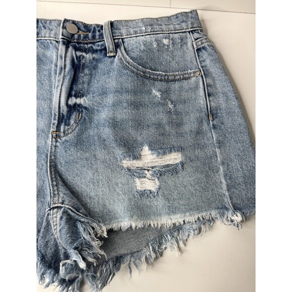 Altar’d State Relaxed Denim Cutoff Shorts Light Wash Women’s Size M Excellent - Picture 3 of 9